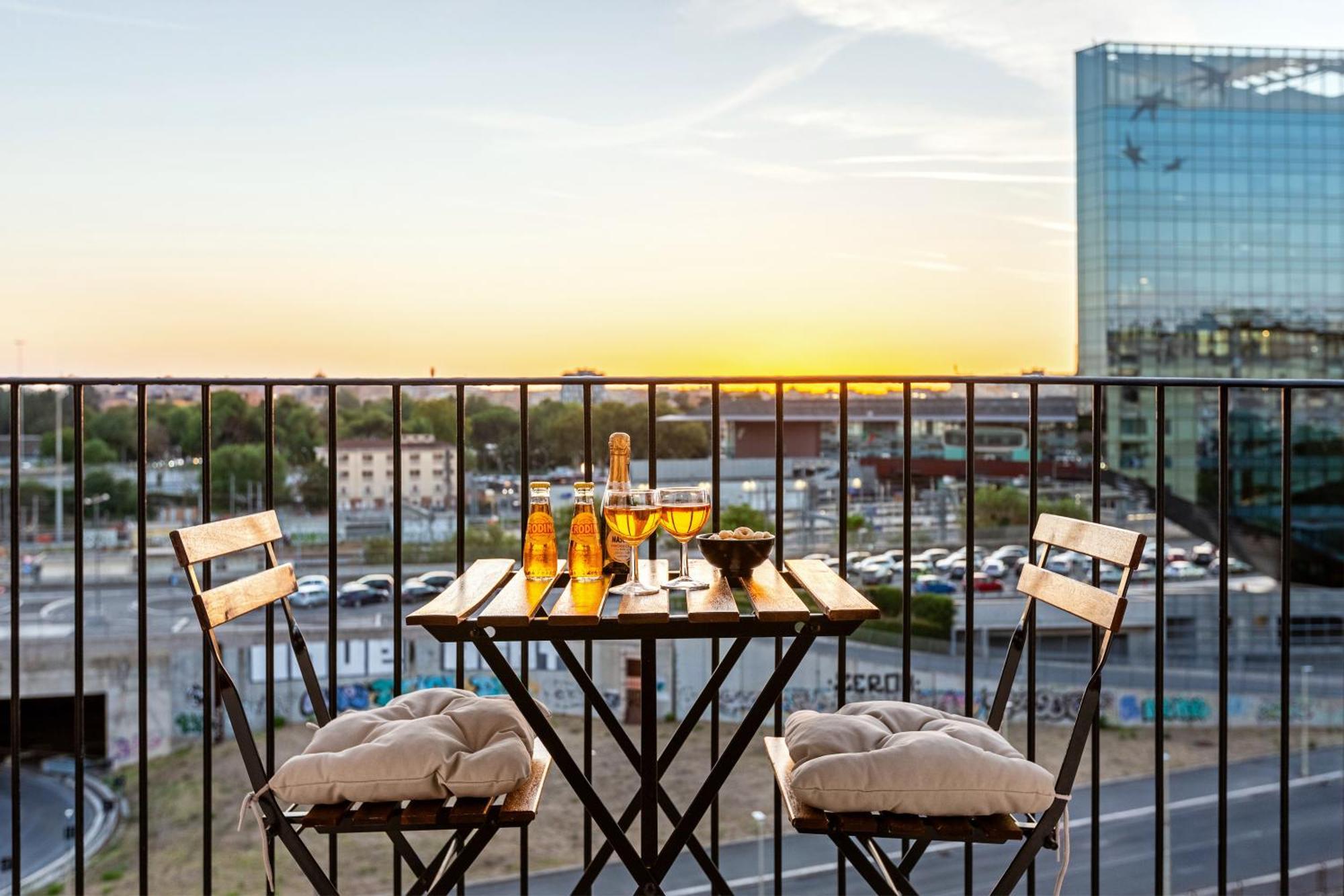 Stylish & Cozy - 5 Star Location- Balcony - City View Рим Экстерьер фото