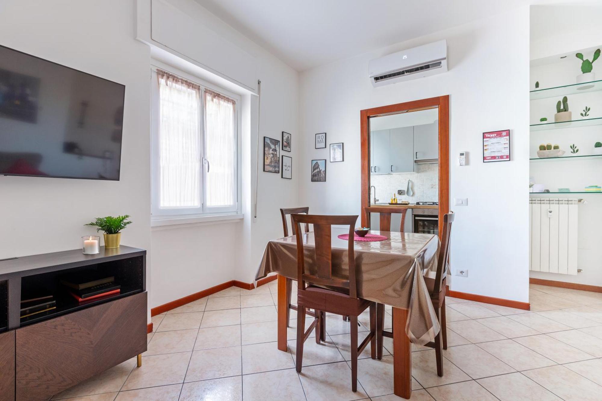 Stylish & Cozy - 5 Star Location- Balcony - City View Рим Экстерьер фото